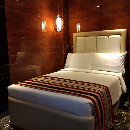 Belgian Suites Манила Экстерьер фото